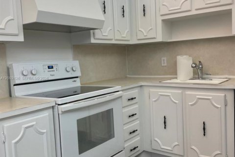 Condominio en venta en Aventura, Florida, 2 dormitorios, 113.34 m2 № 2066493 - foto 11