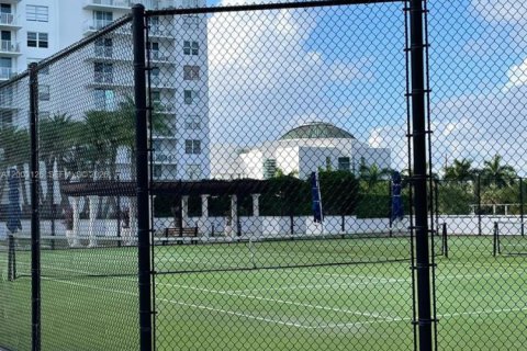Condominio en venta en Aventura, Florida, 2 dormitorios, 113.34 m2 № 2066493 - foto 19