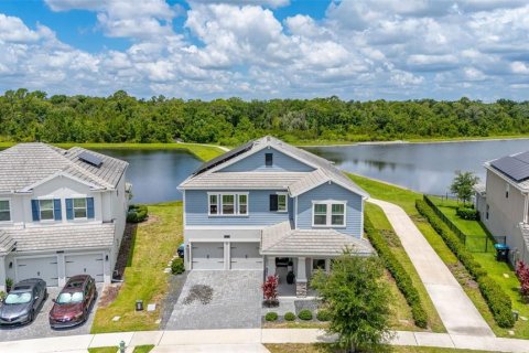 Casa en alquiler en Orlando, Florida, 5 dormitorios, 361.02 m2 № 1893898 - foto 3