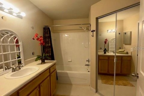 Condominio en alquiler en Orlando, Florida, 2 dormitorios, 116.59 m2 № 1914725 - foto 13