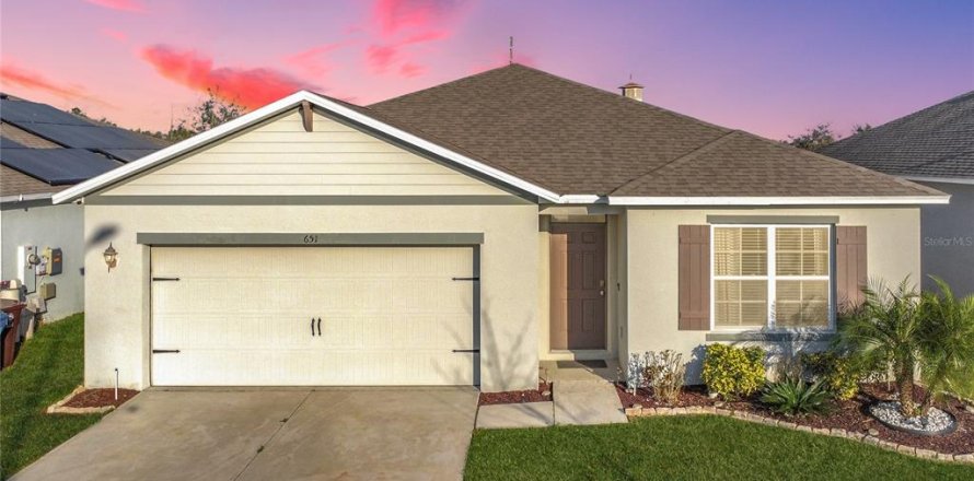 Casa en Haines City, Florida 4 dormitorios, 173.45 m2 № 1511125