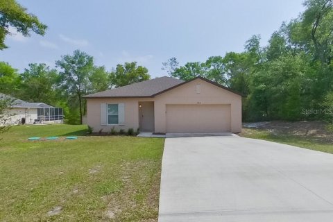 House in Dunnellon, Florida 4 bedrooms, 134.62 sq.m. № 2214255
