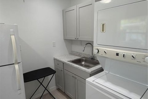 Снять в аренду квартиру в Орландо, Флорида 1 комната, 37.16м2, № 2092541 - фото 7