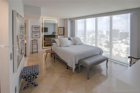 Condo in Miami, Florida, 2 bedrooms  № 1712900 - photo 19