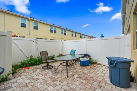 Townhouse in Kissimmee, Florida 4 bedrooms, 152.08 sq.m. № 2149638 - photo 29