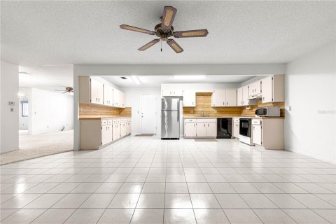 Casa en venta en Ocala, Florida, 2 dormitorios, 162.39 m2 № 1906162 - foto 12