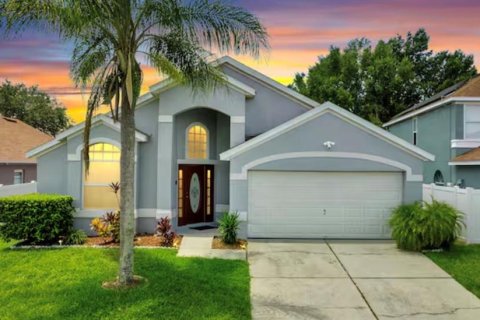 Villa ou maison à Davenport, Floride 4 chambres, 178.47 m2 № 2338915