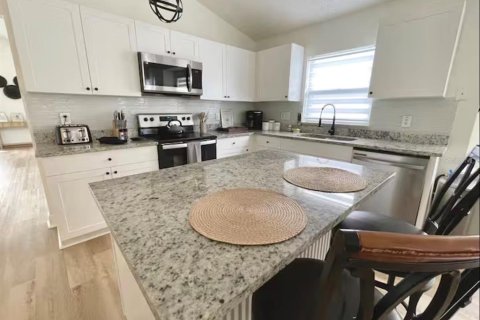 Villa ou maison à vendre à Davenport, Floride: 4 chambres, 178.47 m2 № 2338915 - photo 8