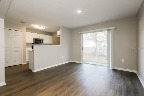 Adosado en alquiler en Tampa, Florida, 3 dormitorios, 163.97 m2 № 2149707 - foto 6