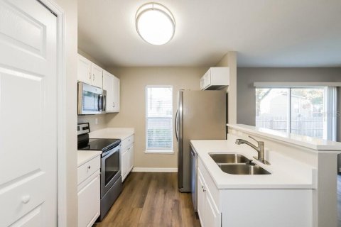 Adosado en alquiler en Tampa, Florida, 3 dormitorios, 163.97 m2 № 2149707 - foto 8