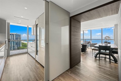 Купить кондоминиум в Майами-Бич, Флорида 2 спальни, 118.82м2, № 1939045 - фото 18