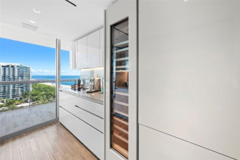 Купить кондоминиум в Майами-Бич, Флорида 2 спальни, 118.82м2, № 1939045 - фото 17