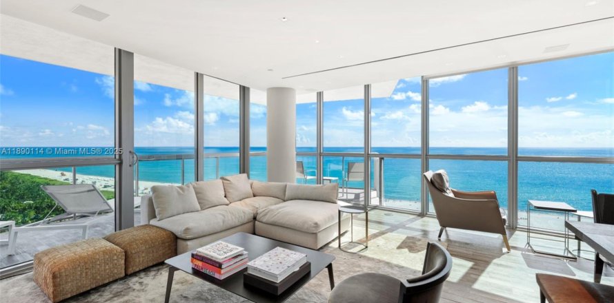 Кондоминиум с 2 спальнями в Майами-Бич, Флорида № 1939045