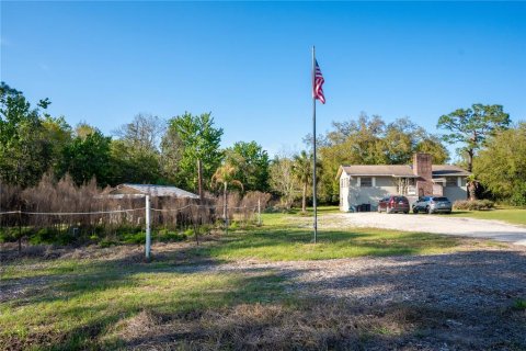House in Oviedo, Florida 3 bedrooms, 133.78 sq.m. № 2330688 - photo 5