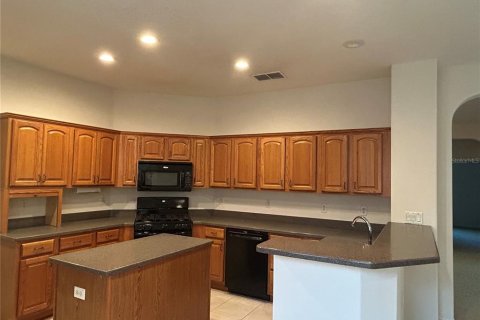 House in Ocala, Florida 3 bedrooms, 188.03 sq.m. № 2092532 - photo 12