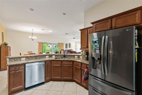 Casa en venta en The Villages, Florida, 3 dormitorios, 189.06 m2 № 1819487 - foto 20