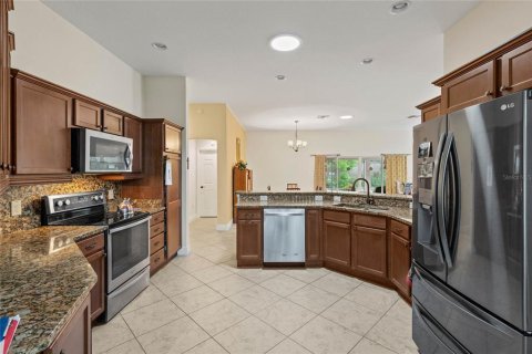 Casa en venta en The Villages, Florida, 3 dormitorios, 189.06 m2 № 1819487 - foto 19