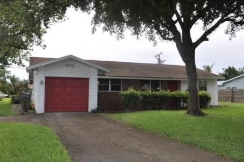 Immobilier commercial à Delray Beach, Floride 130.06 m2 № 2131300