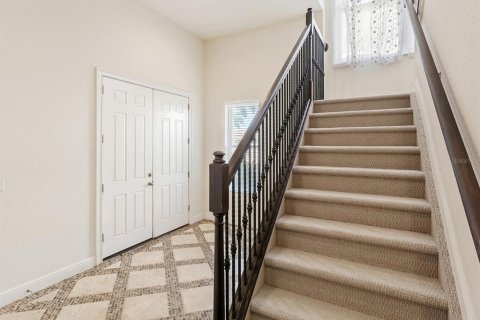 Adosado en alquiler en Bradenton, Florida, 4 dormitorios, 408.03 m2 № 1904449 - foto 5