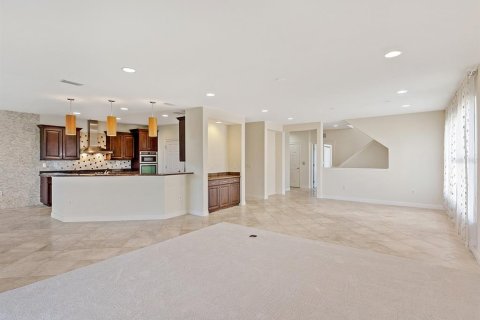 Adosado en alquiler en Bradenton, Florida, 4 dormitorios, 408.03 m2 № 1904449 - foto 15