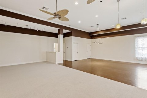 Adosado en alquiler en Bradenton, Florida, 4 dormitorios, 408.03 m2 № 1904449 - foto 11