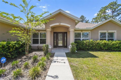 House in Weeki Wachee, Florida 3 bedrooms, 181.62 sq.m. № 1653978 - photo 2