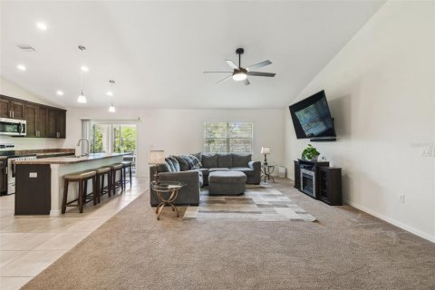 House in Weeki Wachee, Florida 3 bedrooms, 181.62 sq.m. № 1653978 - photo 19
