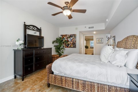 Copropriété à vendre à Hallandale Beach, Floride: 2 chambres, 135.45 m2 № 2422840 - photo 10