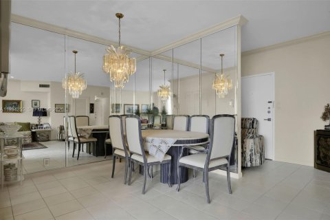 Copropriété à louer à Miami Beach, Floride: 2 chambres, 105.35 m2 № 2053708 - photo 4