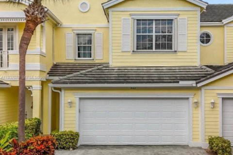 Townhouse in St. Lucie, Florida 3 bedrooms, 170.94 sq.m. № 1996083 - photo 4