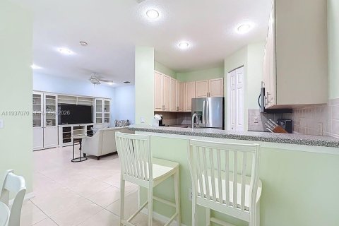 Townhouse in St. Lucie, Florida 3 bedrooms, 170.94 sq.m. № 1996083 - photo 17