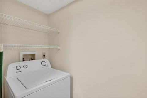Copropriété à louer à Jensen Beach, Floride: 1 chambre, 72.56 m2 № 1999621 - photo 20