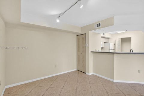 Copropriété à louer à Jensen Beach, Floride: 1 chambre, 72.56 m2 № 1999621 - photo 3