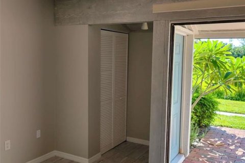 Condominio en venta en Sarasota, Florida, 1 dormitorio, 39.76 m2 № 1888435 - foto 14
