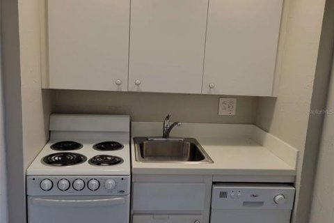 Condominio en venta en Sarasota, Florida, 1 dormitorio, 39.76 m2 № 1888435 - foto 10