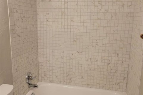 Condominio en venta en Sarasota, Florida, 1 dormitorio, 39.76 m2 № 1888435 - foto 16