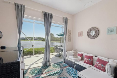 House in North Port, Florida 4 bedrooms, 188.03 sq.m. № 1852718 - photo 20