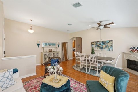 House in North Port, Florida 4 bedrooms, 188.03 sq.m. № 1852718 - photo 5