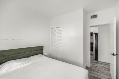 Condominio en alquiler en Miami Beach, Florida, 1 dormitorio, 51.1 m2 № 2049951 - foto 10
