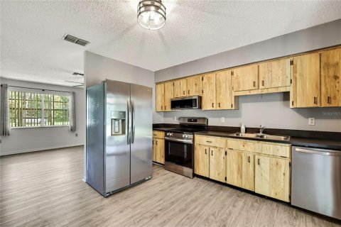 House in Brooksville, Florida 2 bedrooms, 77.29 sq.m. № 1884390 - photo 10