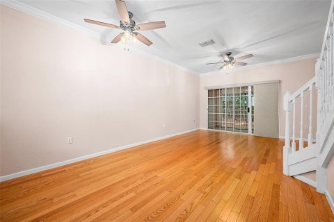 Condo in Gainesville, Florida, 2 bedrooms  № 2204448 - photo 15