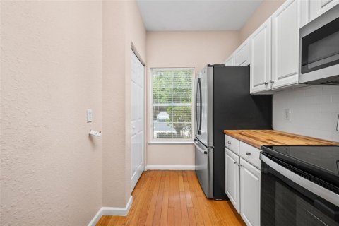 Condo in Gainesville, Florida, 2 bedrooms  № 2204448 - photo 6