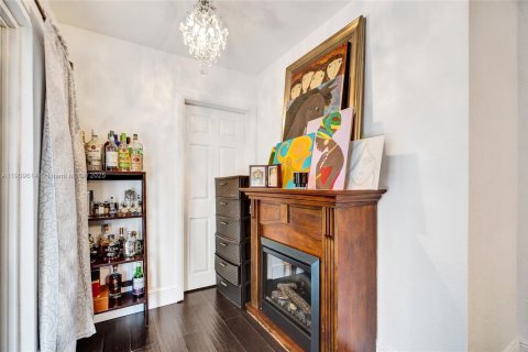 Villa ou maison à vendre à Miami, Floride: 2 chambres, 128.11 m2 № 1967441 - photo 26