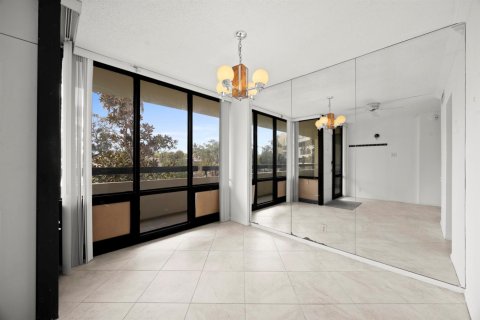 Copropriété à louer à Boca Raton, Floride: 2 chambres, 119.01 m2 № 2078541 - photo 9