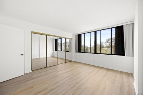Copropriété à louer à Boca Raton, Floride: 2 chambres, 119.01 m2 № 2078541 - photo 22