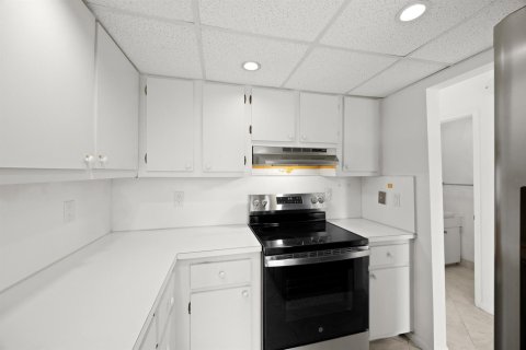 Copropriété à louer à Boca Raton, Floride: 2 chambres, 119.01 m2 № 2078541 - photo 12