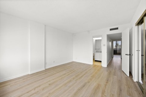 Copropriété à louer à Boca Raton, Floride: 2 chambres, 119.01 m2 № 2078541 - photo 23