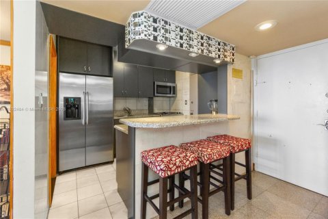 Condominio en venta en Miami Beach, Florida, 2 dormitorios, 110.55 m2 № 1788792 - foto 16