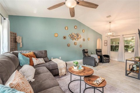 Casa en venta en Spring Hill, Florida, 3 dormitorios, 151.71 m2 № 1819373 - foto 7