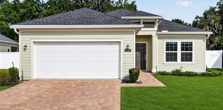 House in Ocala, Florida 3 bedrooms, 163.04 sq.m. № 2259472